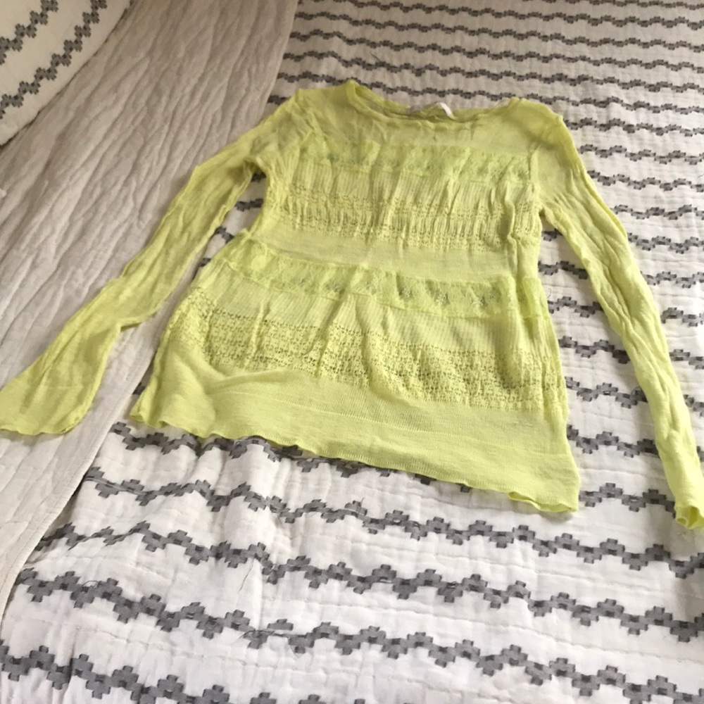 Women’s sweater